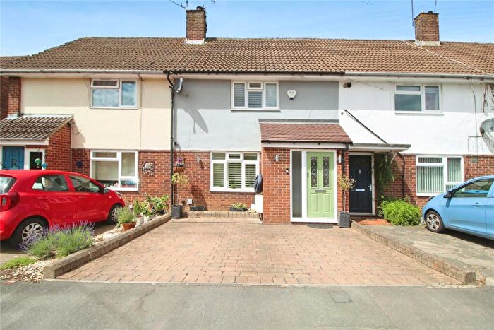 3 Bedroom Terraced House For Sale In Hollybush Lane, Hemel Hempstead, Hertfordshire, HP1