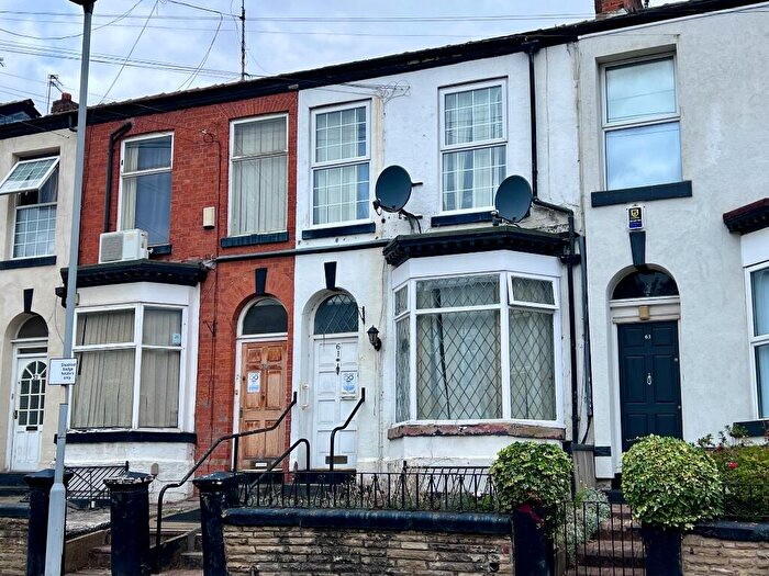 3 Bedroom Terraced House For Sale In Parkhill Avenue, Manchester, Greater Manchester, M8