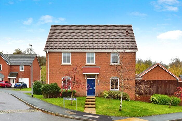 4 Bedroom Detached House For Sale In Bromley Close, Newcastle, Staffordshire, ST5