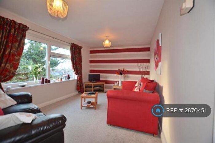 2 Bedroom Flat To Rent In York Road, Lancaster, LA1