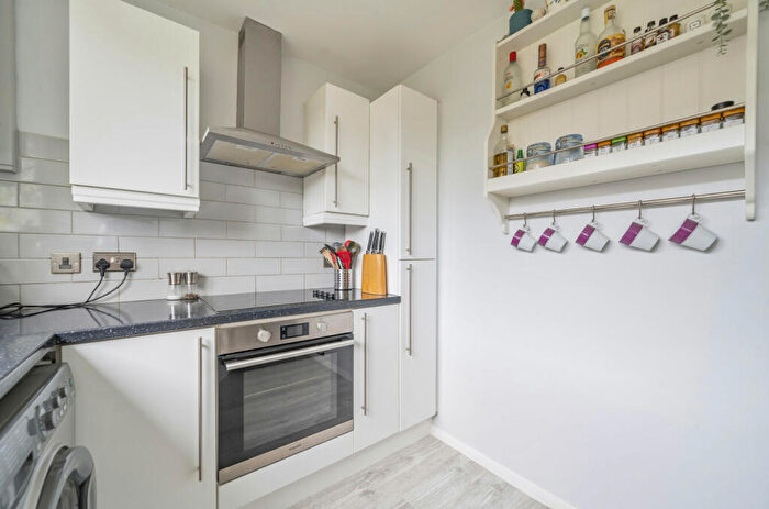3 Bedroom Terraced House For Sale In Farnham Close, Rainham, Gillingham, Kent, ME8