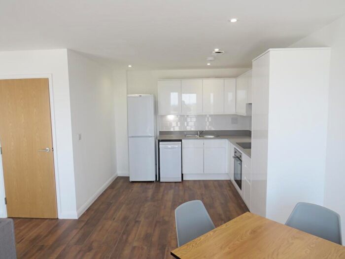 2 Bedroom Apartment To Rent In Stoke Road, Slough, SL2