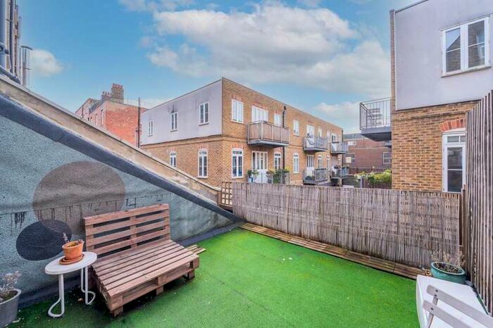 1 Bedroom Flat To Rent In Hildreth Street, Balham, SW12