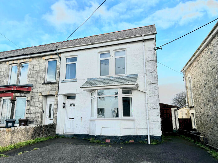 3 Bedroom End Of Terrace House To Rent In St Austell, PL25