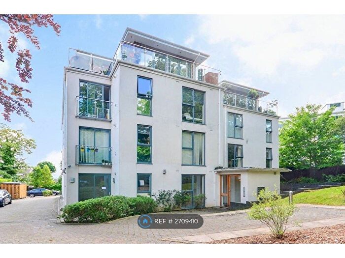 2 Bedroom Flat To Rent In Vantage Heights, London, SE23