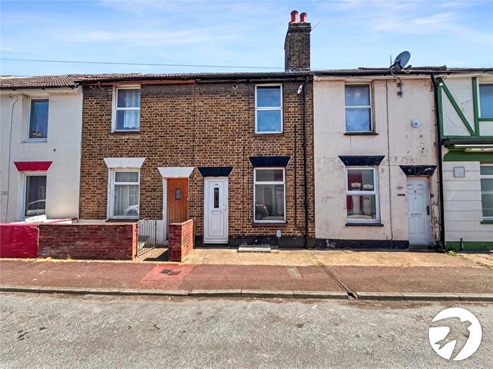 2 Bedroom Terraced House To Rent In Thorold Road, Chatham, Kent, ME5