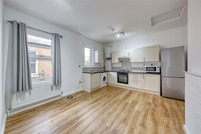 3 Bedroom Property To Rent In Lambrook Terrace, SW6