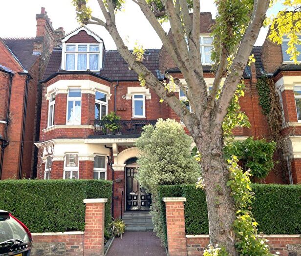 1 Bedroom Flat For Sale In Flat, Parsifal Road, West Hampstead, NW6