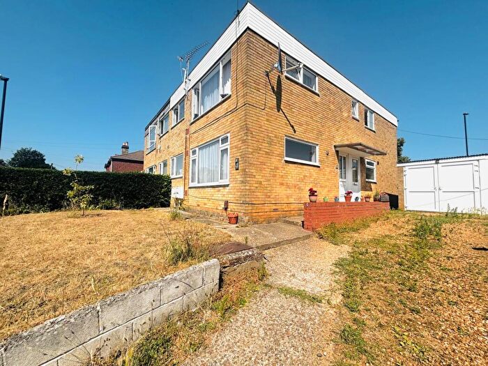 2 Bedroom Ground Maisonette To Rent In St Monica Road, Southampton, City Of Southampton, SO19