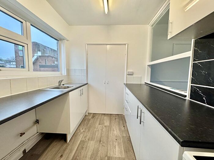 3 Bedroom Maisonette To Rent In The Broadway, Plymouth, PL9