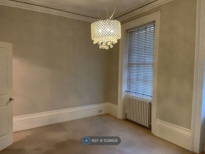 1 Bedroom Flat To Rent In Montpelier Road, Brighton, BN1