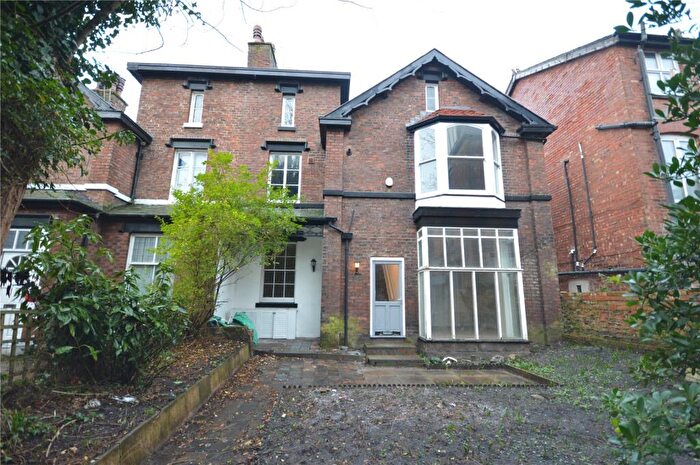 2 Bedroom Apartment To Rent In Lord Street, Southport, PR9