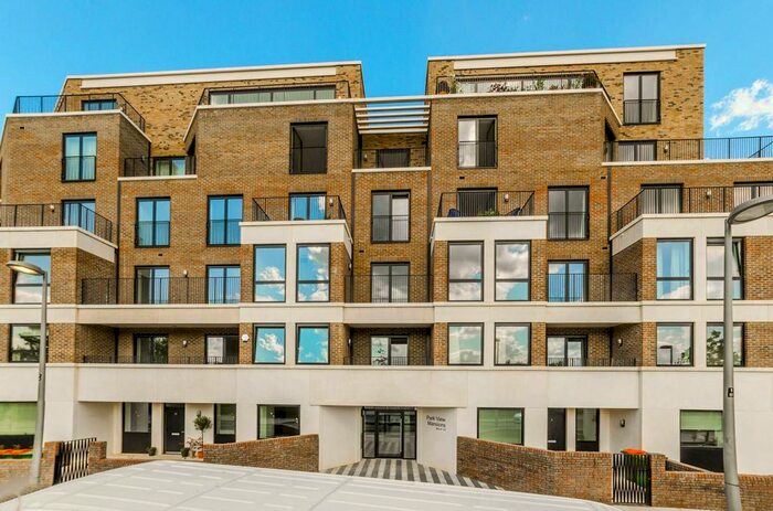 3 Bedroom Flat To Rent In Olympic Park Avenue, Stratford, London, E20