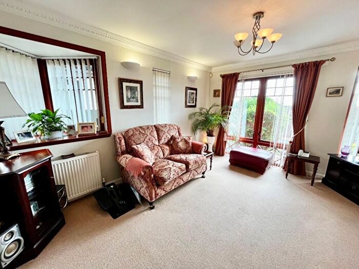 2 Bedroom Detached Bungalow For Sale In Burn Brae Park, FK10