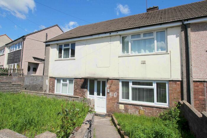 2 Bedroom Apartment To Rent In St. Johns Road, Tonyrefail, CF39