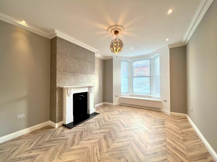 1 Bedroom Flat To Rent In Ballards Lane, London, N3