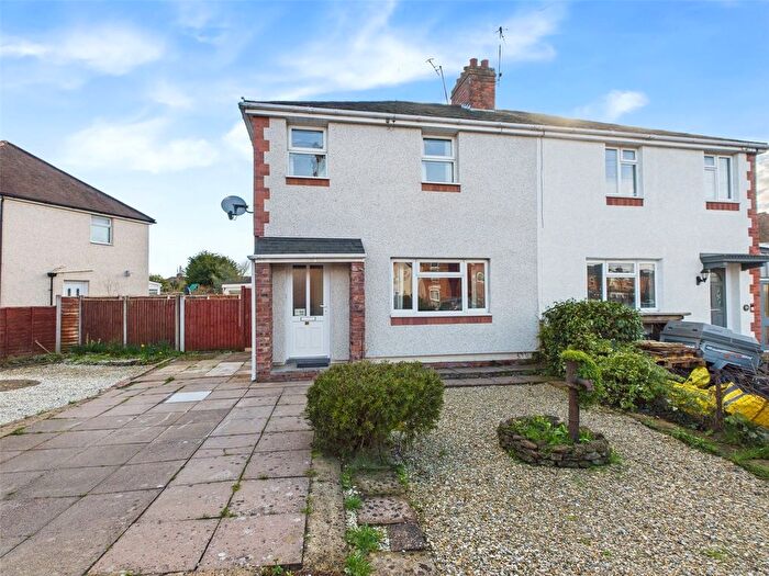 3 Bedroom Semi-Detached House For Sale In Checketts Lane, Worcester, Worcestershire, WR3