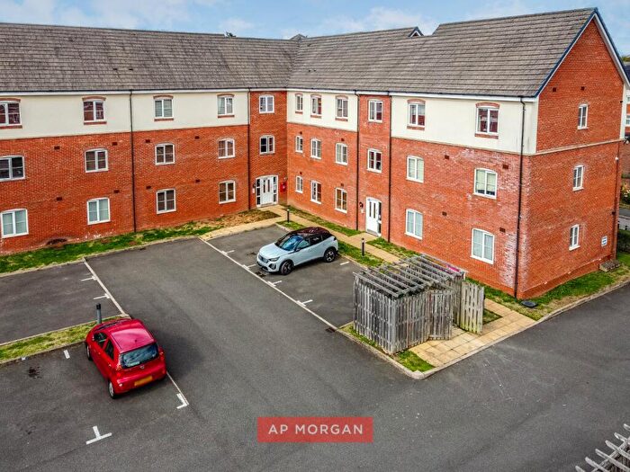 2 Bedroom Apartment For Sale In Flat, Rea Road, Birmingham, West Midlands, B31