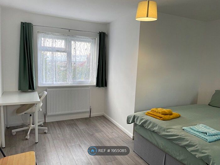 Studio To Rent In Abbey Wood, Belvedere, DA17