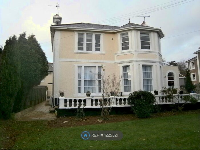 1 Bedroom Flat To Rent In Lincoln House, Torquay TQ1