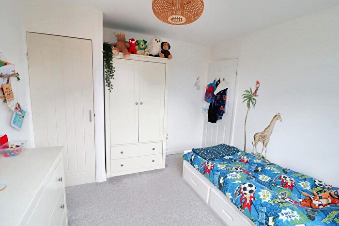 3 Bedroom Semi-Detached House For Sale In Woodleigh, Thornbury, BS35