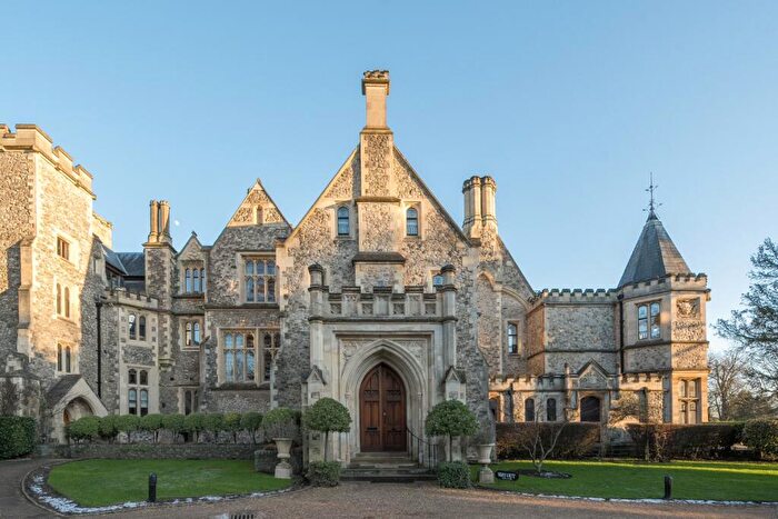3 Bedroom Apartment For Sale In Stanmore Hall, Wood Lane, Stanmore, Greater London, HA7