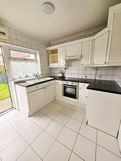 3 Bedroom Terraced House To Rent In The Crescent, Woodlands, Doncaster, DN6