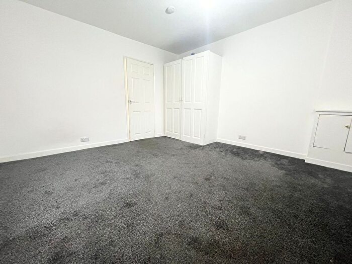 1 Bedroom Studio To Rent In Williams Street, Greys, RM17