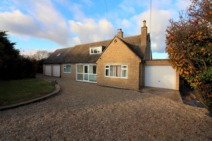 3 Bedroom Detached Bungalow To Rent In Hoglet House, Nether Westcote, OX7