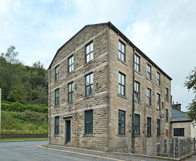 1 Bedroom Apartment To Rent In Market Street, Bacup, Lancashire, OL13