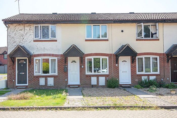 2 Bedroom Terraced House For Sale In Crabapple Close, West Totton, SO40
