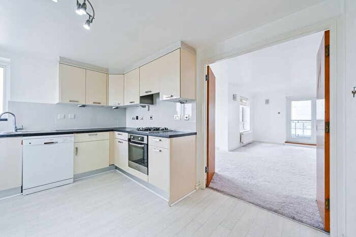 2 Bedroom Flat To Rent In Admiral Walk, Maida Vale, London, W9