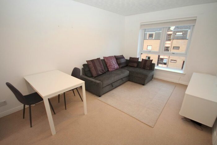 1 Bedroom Flat To Rent In Guardianswood, Murrayfield, Edinburgh, EH12