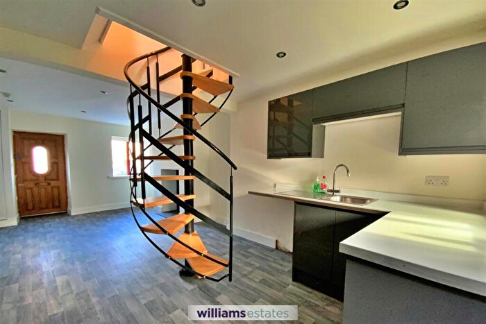 2 Bedroom Terraced House To Rent In Mwrog Street, Ruthin, LL15