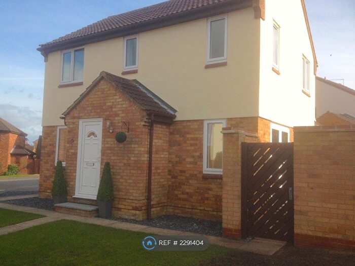3 Bedroom Detached House To Rent In Russet Close, Bury St. Edmunds, IP32