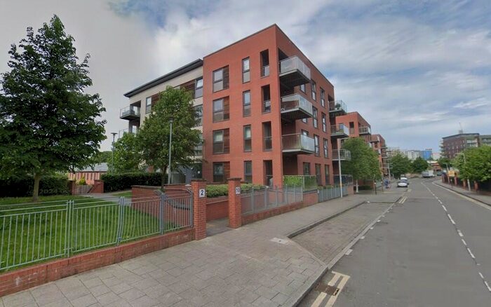 2 Bedroom Apartment To Rent In Bell Barn Road, Park Central, Birmingham City Centre, B15