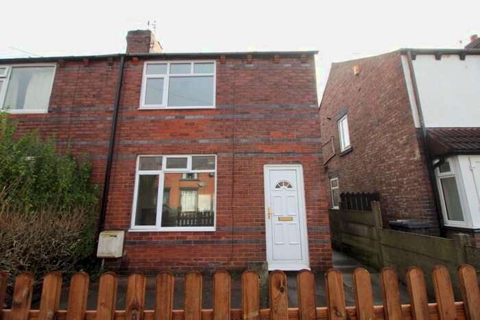 3 Bedroom Semi-Detached House To Rent In New Street, Platt Bridge, Wigan WN2