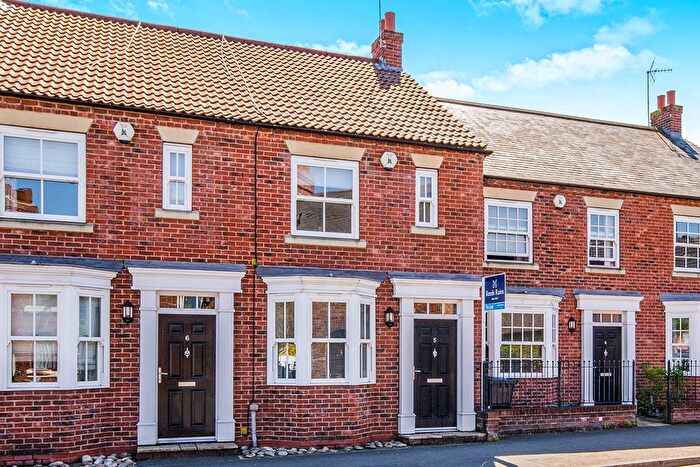 2 Bedroom Detached House To Rent In Barfoss Place, Selby, North Yorkshire, YO8