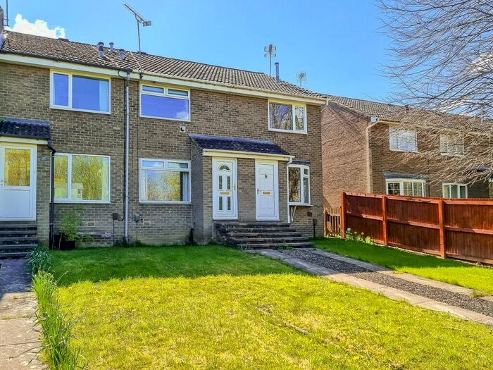 2 Bedroom Terraced House To Rent In Lincoln Grove, Harrogate, HG3