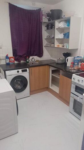 1 Bedroom Flat To Rent In Tavistock Street, West End, London, WC2E