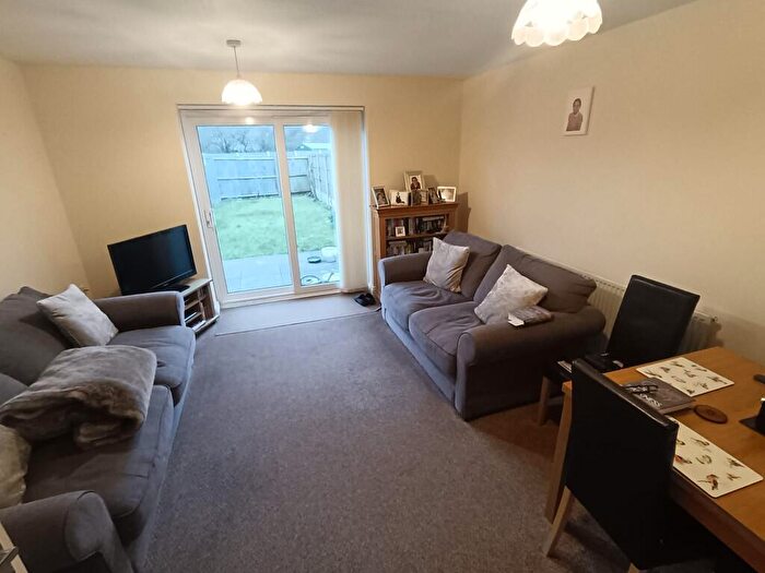 2 Bedroom Semi-Detached House For Sale In Avocet Close, Hucknall, Nottingham, Nottinghamshire, NG15