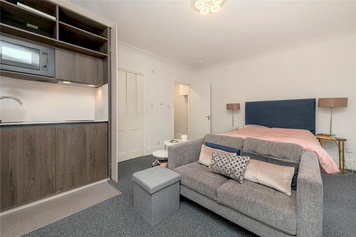 Studio To Rent In Gloucester Crescent, London, NW1