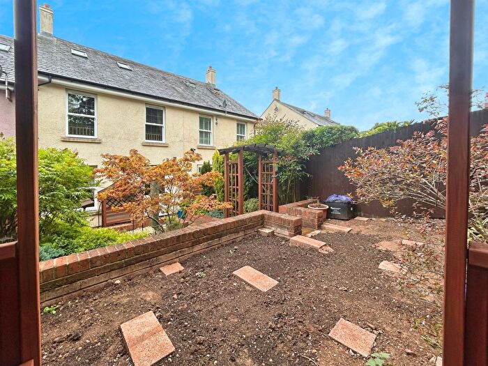 4 Bedroom Property For Sale In King Harolds View, Portskewett, Caldicot, NP26