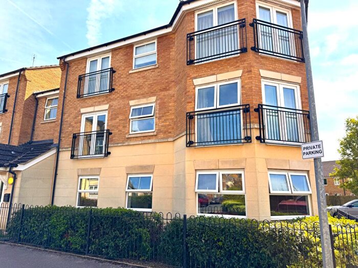 2 Bedroom Apartment To Rent In Reeve Close, Leighton Buzzard, LU7