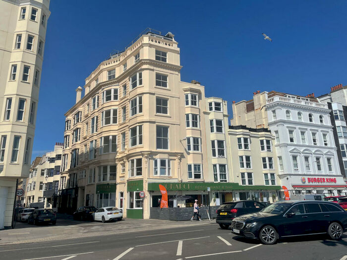 Studio To Rent In Kings Road, Brighton, BN1