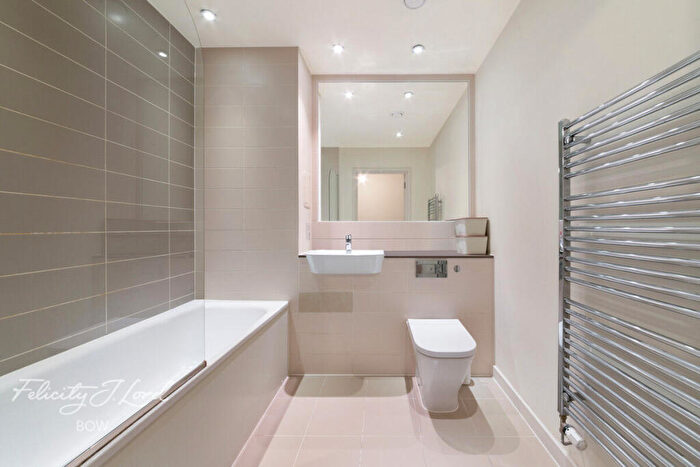 1 Bedroom Flat For Sale In Rushton Walk, London, E3