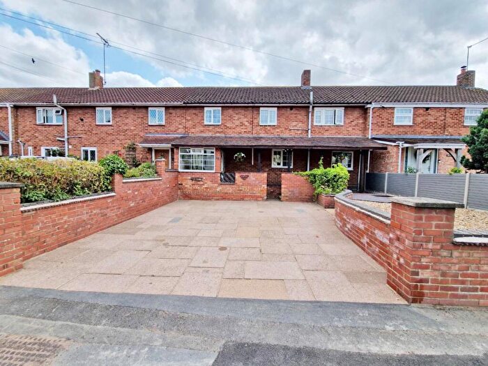 4 Bedroom Terraced House For Sale In Avondale Road, Brandon, Coventry, CV8