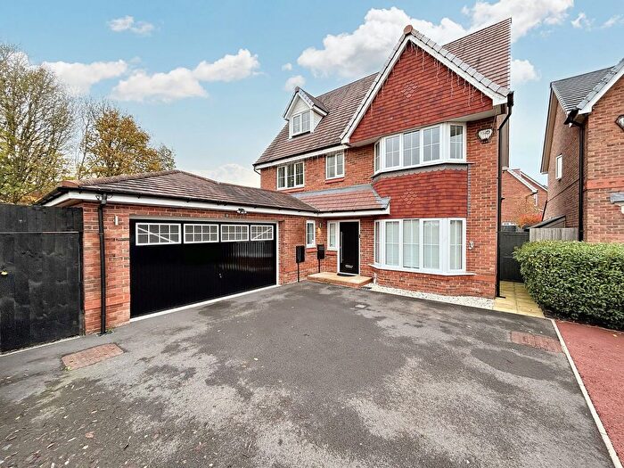 5 Bedroom Detached House For Sale In Malkins Wood Lane, Worsley, M28
