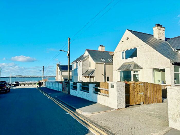 4 Bedroom Detached House For Sale In Beach Road, Rhosneigr, LL64