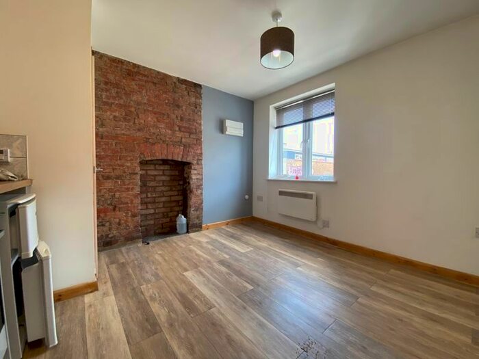 1 Bedroom Flat To Rent In Church Road, Redfield, Bristol, BS5